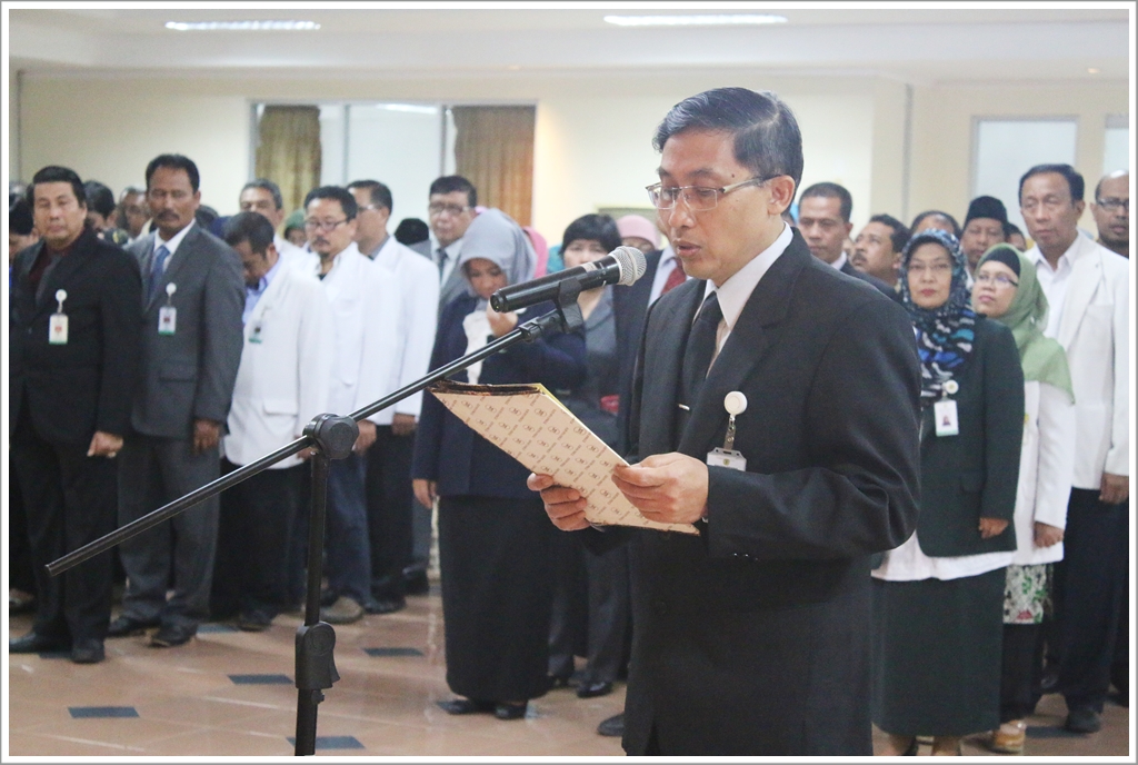 Serah Terima Jabatan Direktur Medik dan Keperawatan RSUP Dr Sardjito