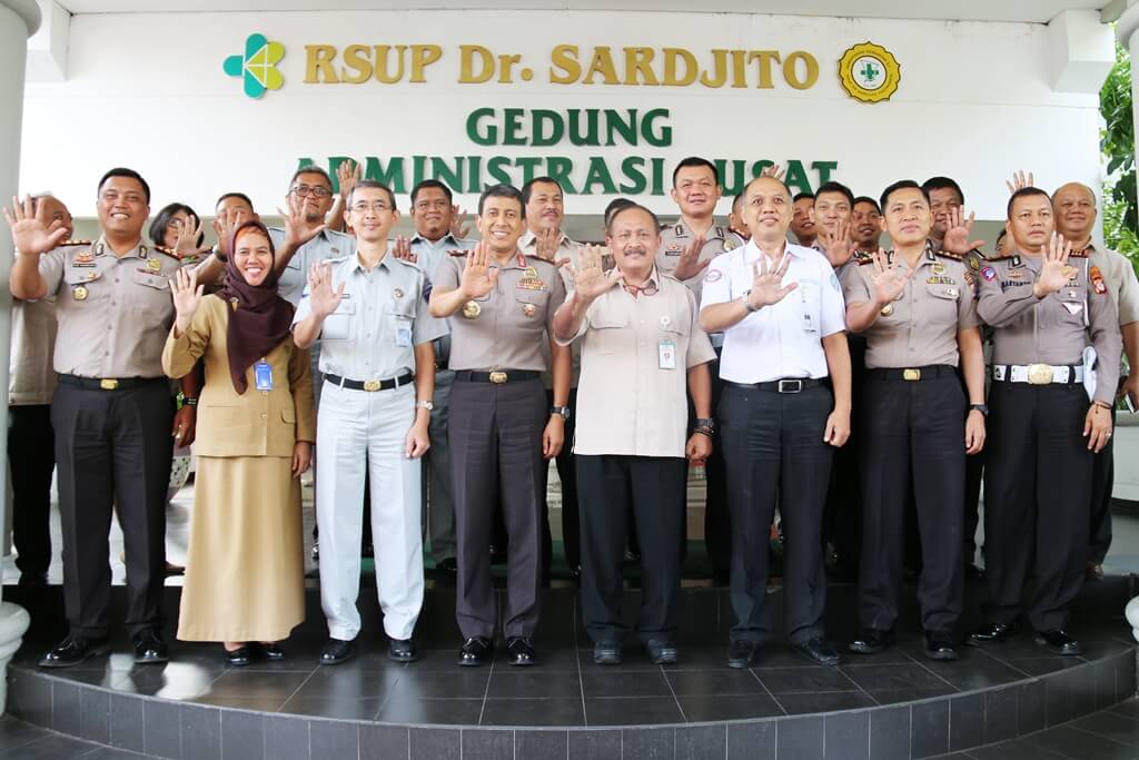 Sinergitas RSUP Dr. Sardjito – Dinkes DIY - PT. Jasa Raharja – POLDA DIY – BPJS Kesehatan  Dalam Penanganan dan Pelayanan Kesehatan Korban Laka Lantas