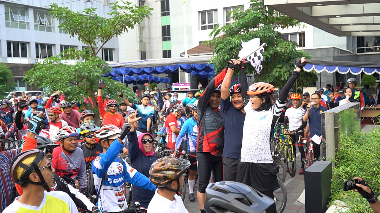 Meriahkan Hari Kesehatan Nasional, RSUP Dr. Sardjito Gelar Fun Bike 55 KM